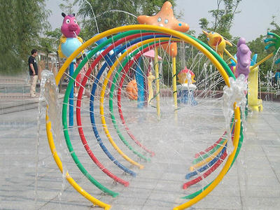 Anti UV Aqua Colorful Circles Spray With Galvanized Carbon Steel For Water Park
