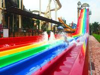 Racing Rainbow Water Slide Water Park High Speed Water Slide For Fun Experience